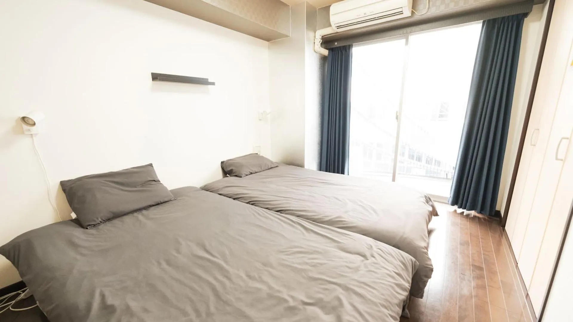 Apartment メルシアター鈍色の風: デザイナーズ心斎橋アパートメント Osaka
